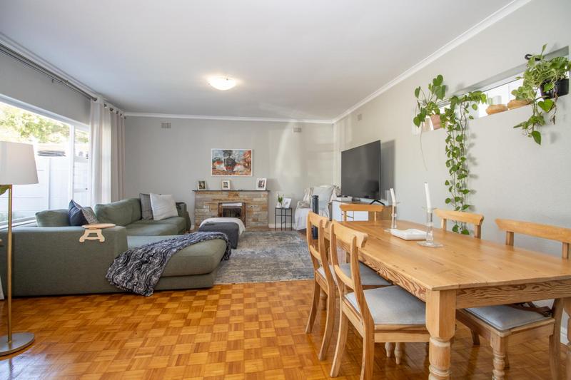 To Let 3 Bedroom Property for Rent in Meadowridge Western Cape